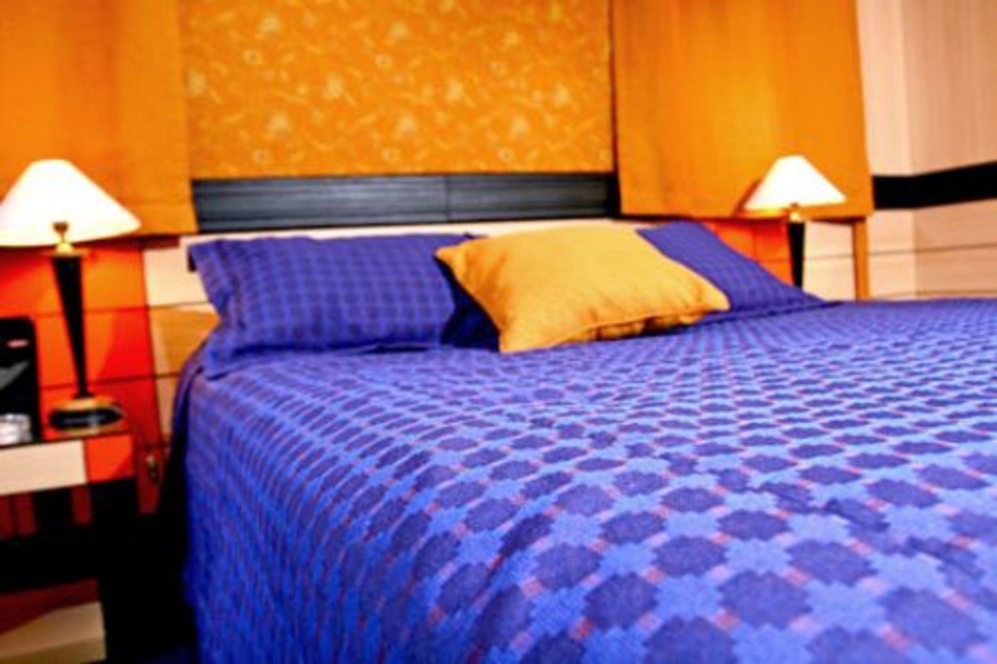 Asuncion Internacional Downtown Hotel Ruang foto